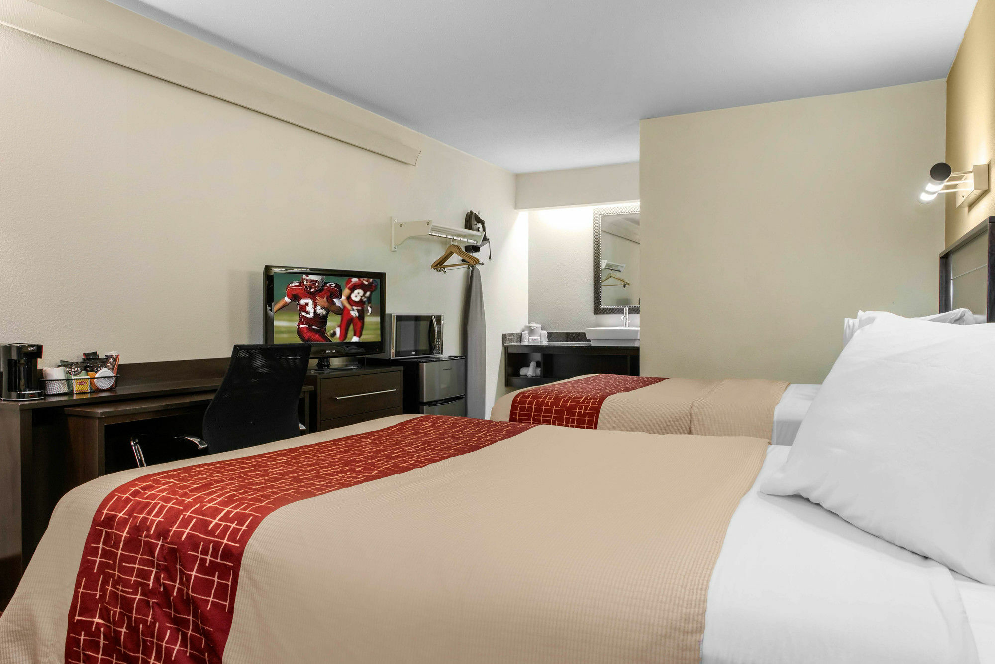Motel Red Roof - Purdue 2*